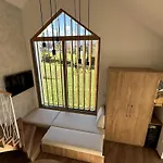 Elegant Warm Bliss Hideaway Escape - With Hot-tub 別荘 *